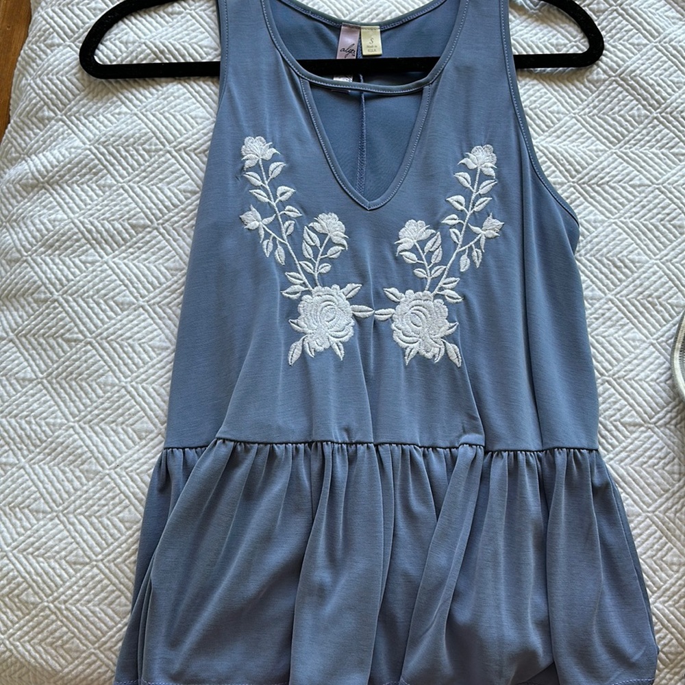 Embroidered tank top blouse